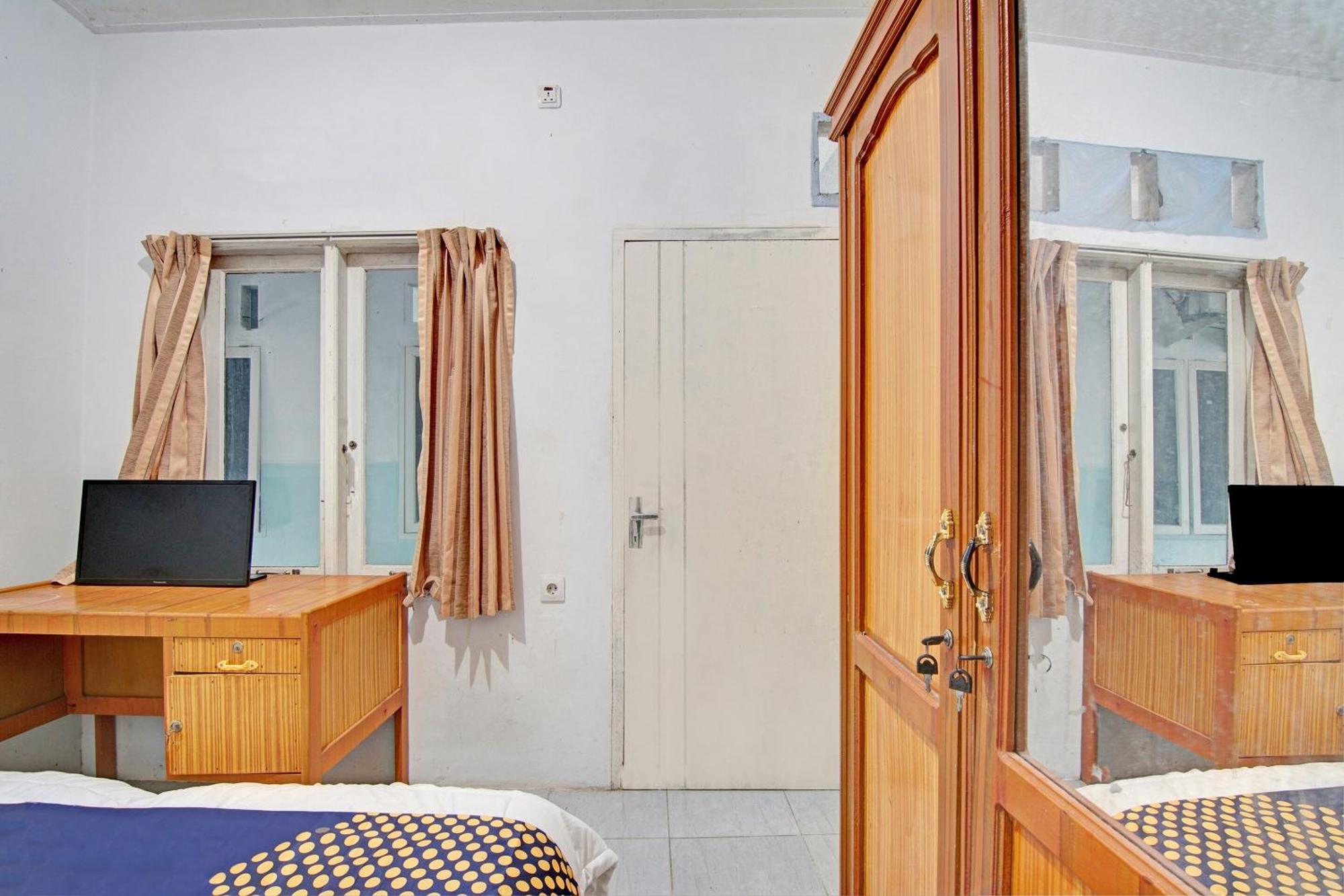 Spot On 92974 Arsen House Pekanbaru