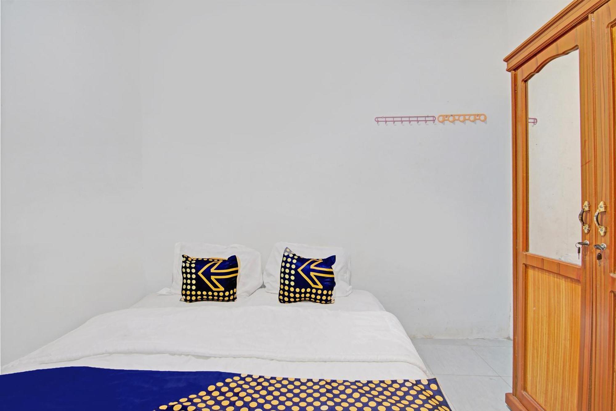Hotel Spot On 92974 Arsen House Pekanbaru